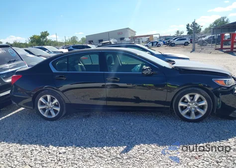2014 Acura Rlx z USA, uszkodzony, nr VIN JH4KC1F30EC002861